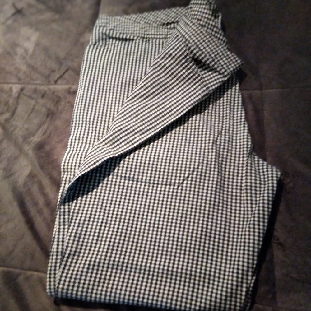 Gingham zip from Bermudas